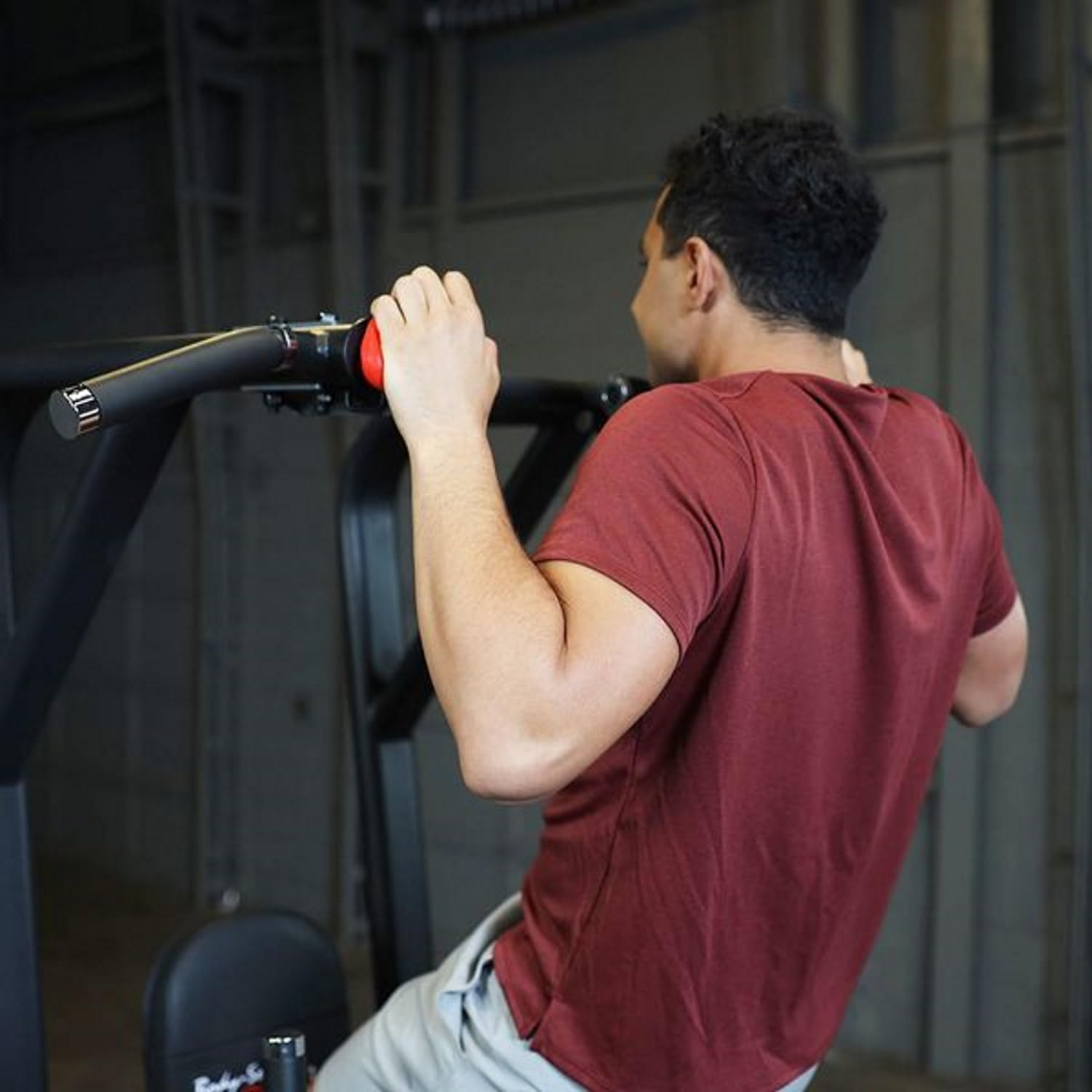 Pro Clubline Vertical Knee Raise SVKR1000B