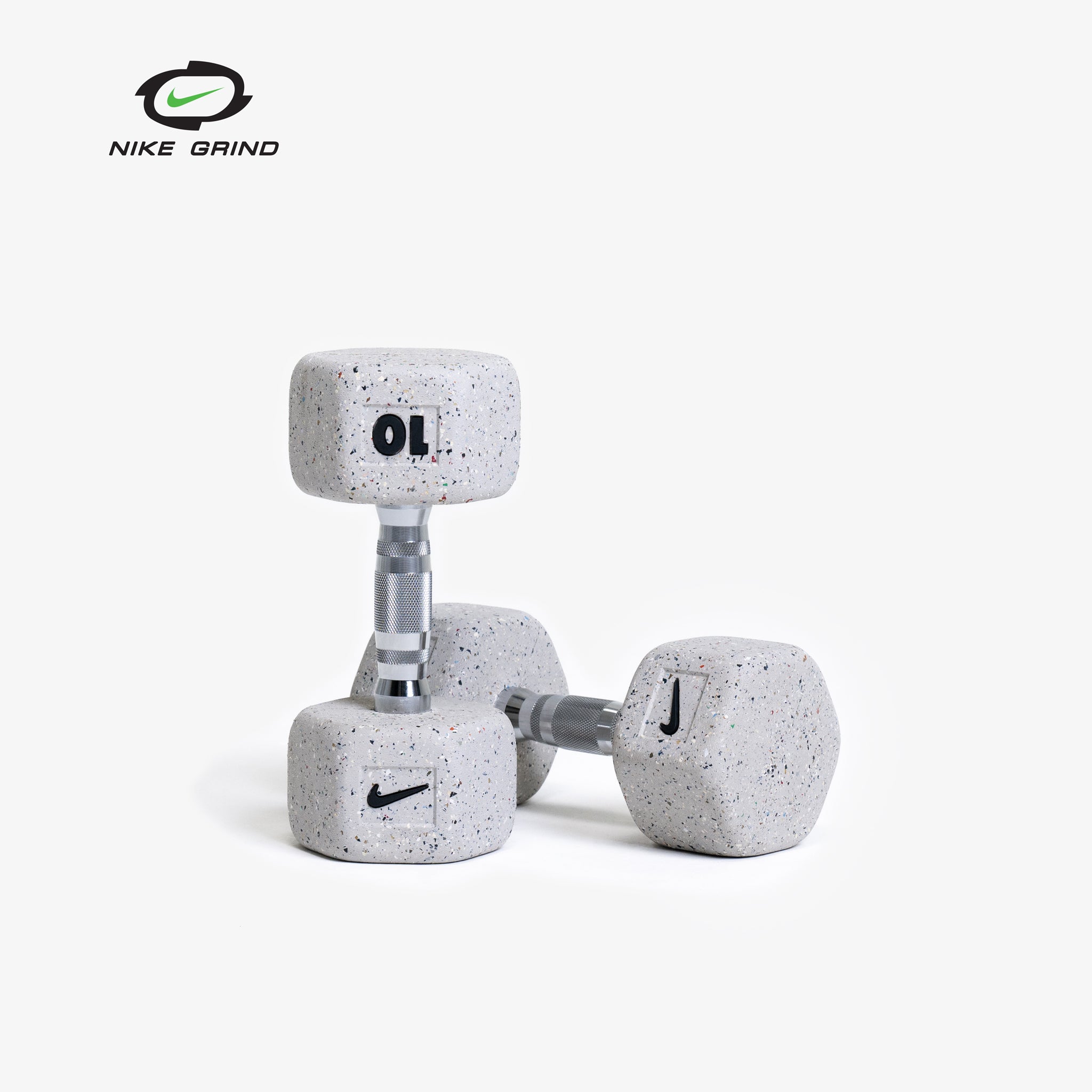 Nike Grind Dumbbells - Vendu par paire